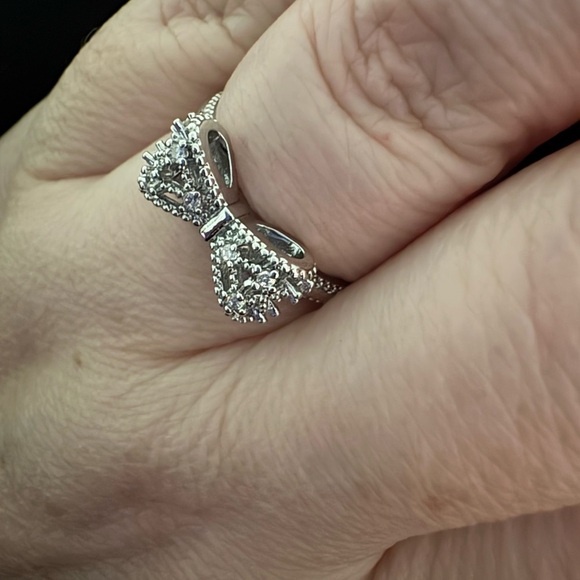 Dainty 925 Sterling Silver Bow Ring with Textured Band - Picture 5 of 7